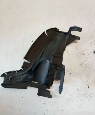 Volvo V70 Intercooler air guide/duct channel 30796390