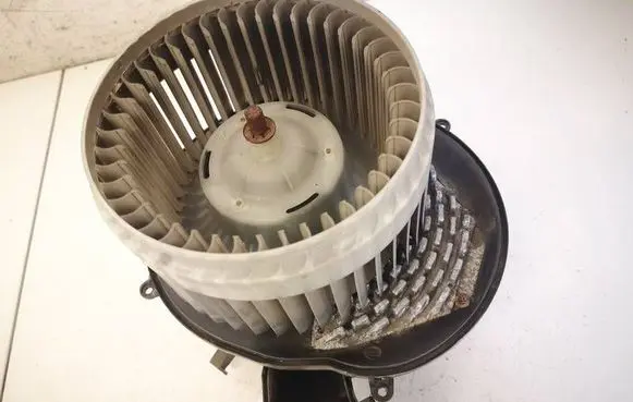 Volvo V70 Heater fan/blower 