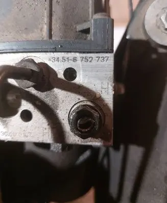 BMW 7 E38 ABS Pump 34.51-6752737 0285225005