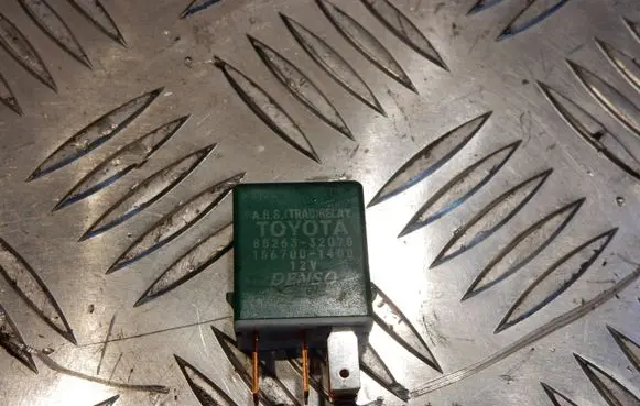 Lexus IS 220D-250-350 Other relay 8826332070 23299