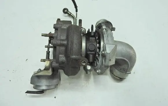 Toyota RAV 4 (XA30) Turbo 17201-26070 110919471E VB28