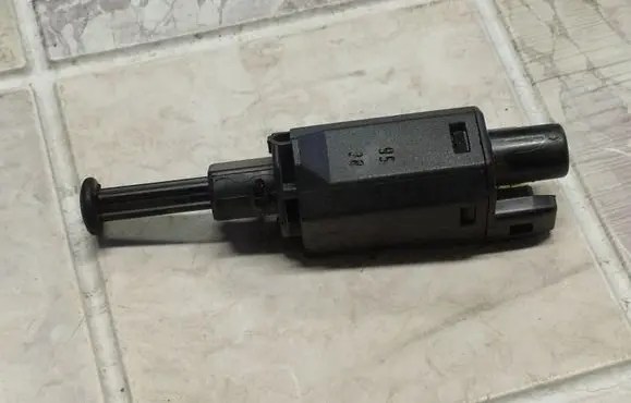 Volkswagen Golf II Brake pedal sensor switch 191945515