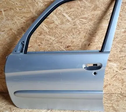 Citroen Xsara Picasso Front door