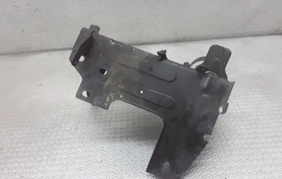 BMW 5 E39 Fuel filter bracket/mount holder 