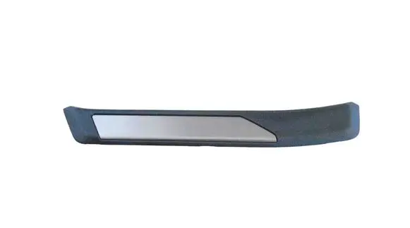 Lexus ES 250 - 300 - 330 Rear sill trim cover 6791633160
