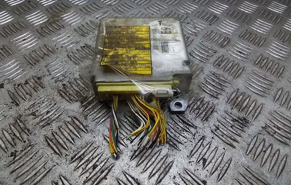 Toyota Prius (XW20) Airbag control unit/module 8917047390 1523006952