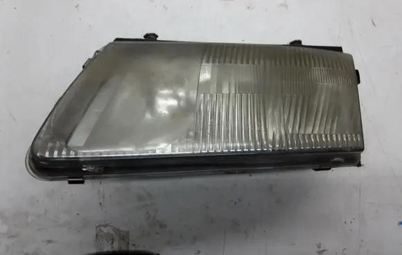 Volkswagen PASSAT B5 Headlight/headlamp 14742500