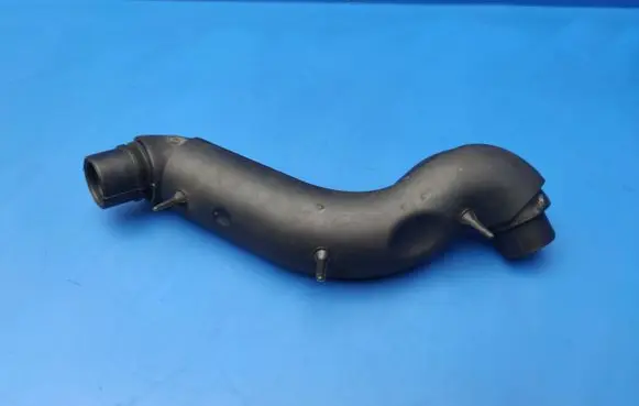 Mercedes-Benz A W169 Breather hose/pipe A6400101182