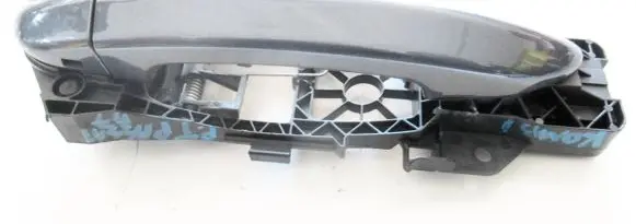 Volkswagen PASSAT B7 Rear door handle trim 