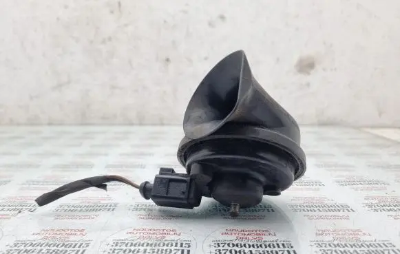 Volkswagen PASSAT B6 Horn signal 3C0951221