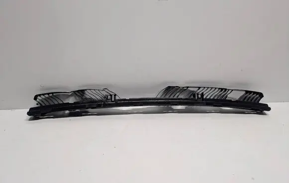 Volkswagen Touran II Rear bumper mounting bracket 5TA807863