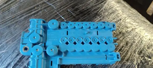 BMW X5 E53 Fuse module 8387543