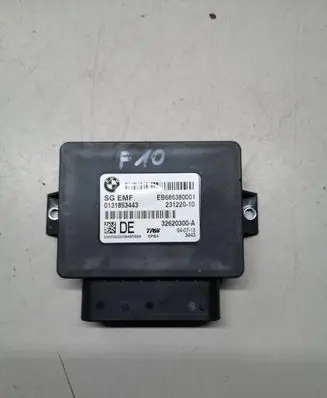 BMW 5 F10 F11 Hand brake control module 6863800 23122010 32620300A
