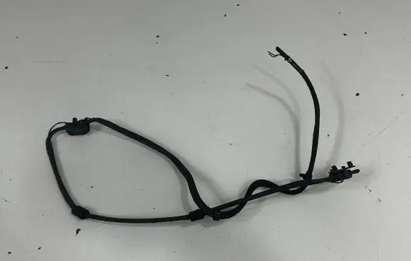 BMW X1 F48 F49 Windshield washer spray nozzle 7954204 2643227
