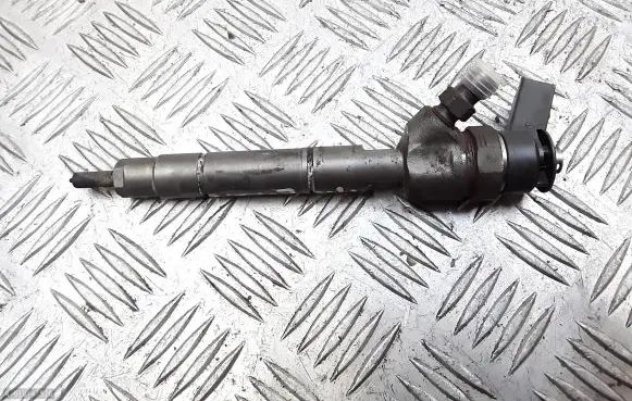 Mercedes-Benz B W245 Fuel injector 0445110378