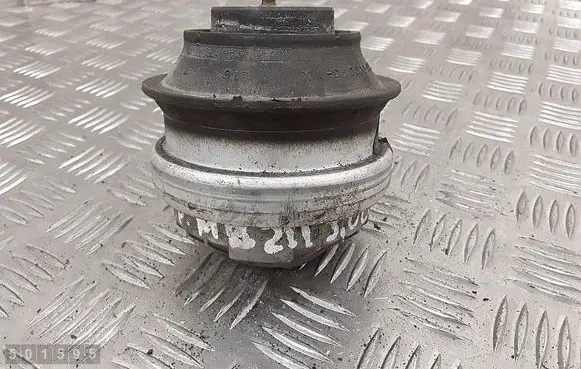 Mercedes-Benz E W211 Engine mount bracket 233000023xx