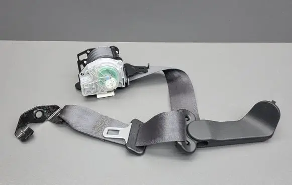 Honda Jazz Rear seatbelt E40438002 TSAB0EJ485 0438002