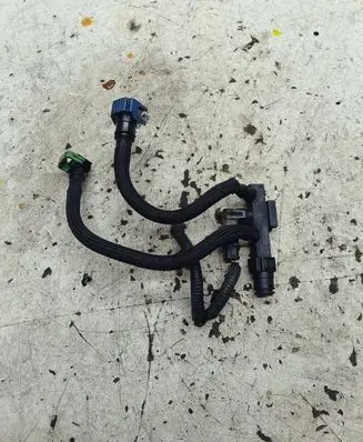Infiniti EX Fuel main line pipe