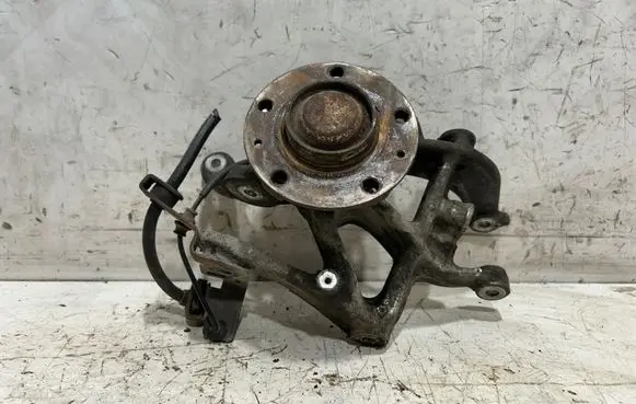 Peugeot 508 Rear wheel hub spindle/knuckle