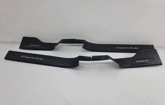 Porsche Cayenne (9Y0 9Y3) sill trim set (inner) 760853846b 760853845b