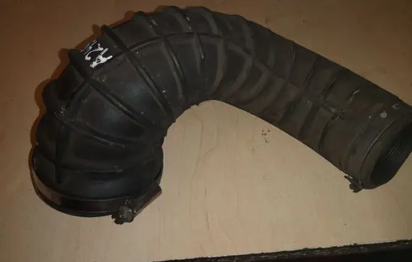 Volvo XC90 Engine coolant pipe/hose 08634143 A2495