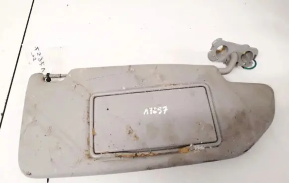 Volvo V70 Sun visor