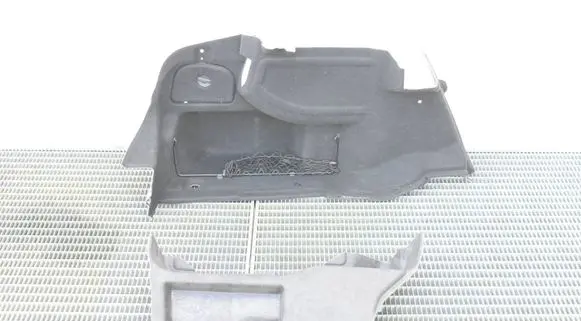 Mercedes-Benz E C207 W207 Trunk/boot side trim panel A2076900941 A2076901941