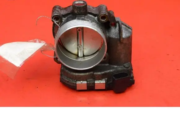 Volvo V50 Throttle body valve 30711552