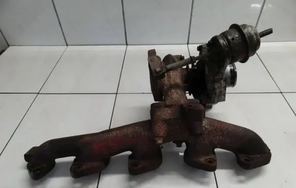 Opel Vectra B Exhaust manifold 24442214