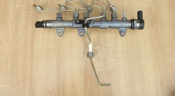 BMW 5 G30 G31 Fuel main line pipe 8514154N47