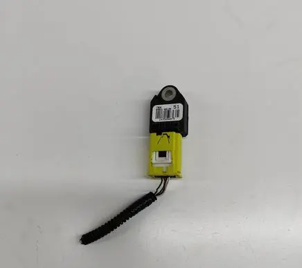 Toyota Auris E180 Airbag deployment crash/impact sensor 8983102130