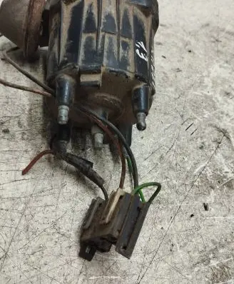 Opel Kadett D Spark distributor 