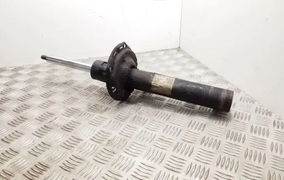 Volkswagen PASSAT B8 Front shock absorber/damper 3Q0413031BF