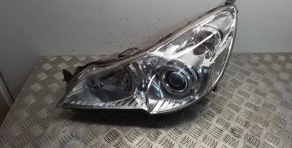 Subaru Legacy Headlight/headlamp