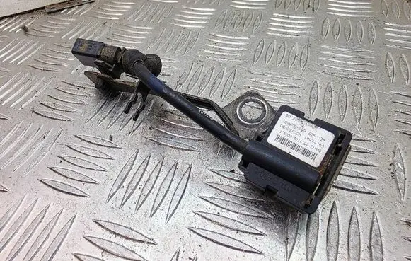 Audi A8 S8 D3 4E Acceleration sensor 4E0907651G 4E0616575J