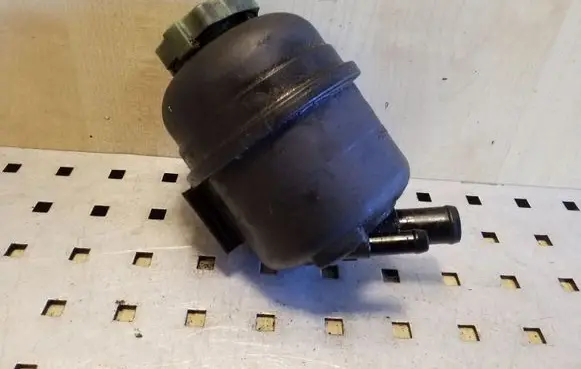 Volkswagen Crafter Power steering fluid tank/reservoir HVW9064600083