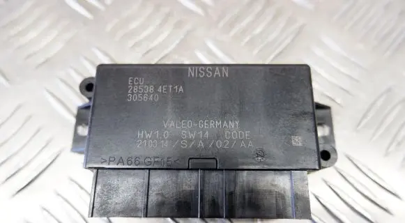 Nissan Qashqai Parking PDC control unit/module 285384ET1A