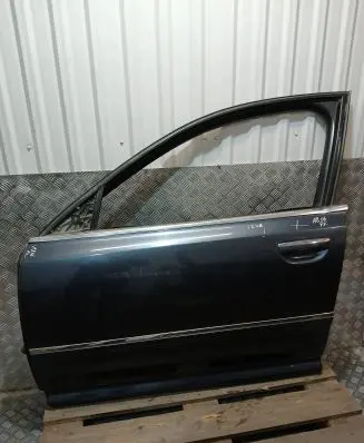 Audi A8 S8 D3 4E Front door