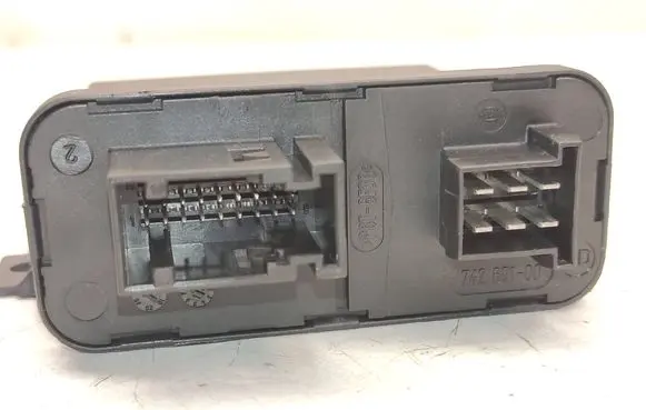 Opel Insignia A Xenon control unit/module 13350670 5DF00904164 13285677
