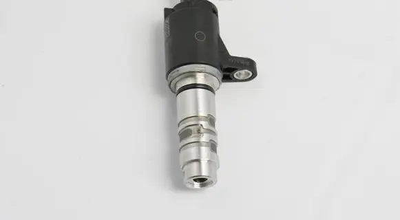 Volkswagen Golf VII Camshaft position sensor 04E906455AC
