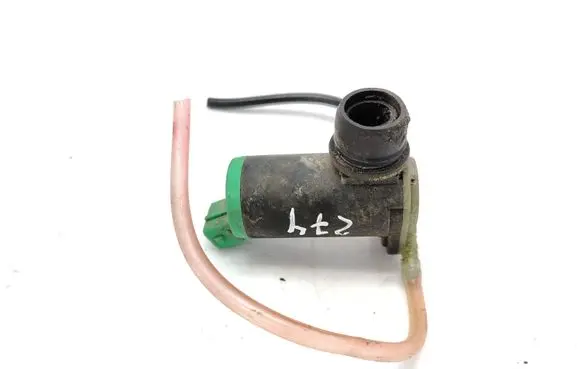 Peugeot 206 Windscreen/windshield washer pump 90095