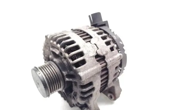 Land Rover Freelander 2 - LR2 Generator/alternator 6G9N-10300-ADB