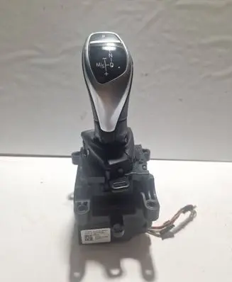 BMW 3 F30 F35 F31 Gear shifter/selector 9296899 1009995200 90358131481555