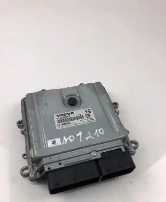 Volvo S60 Engine control unit/module ECU 31336983 0281018414