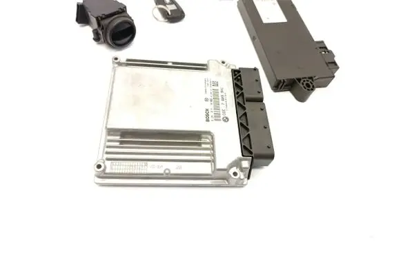 Engine ECU kit and lock set