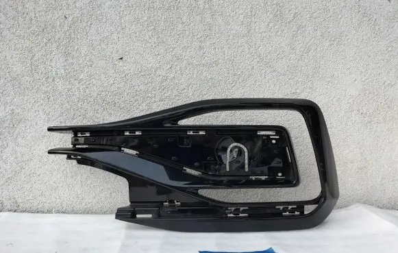 Volkswagen PASSAT B8 Front grill 3G0853793