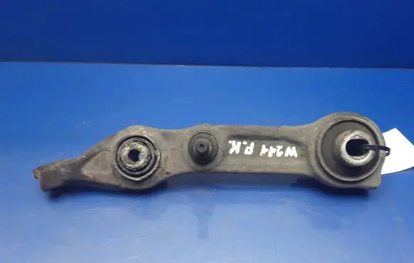 Mercedes-Benz E W211 Front lower control arm/wishbone 2110990