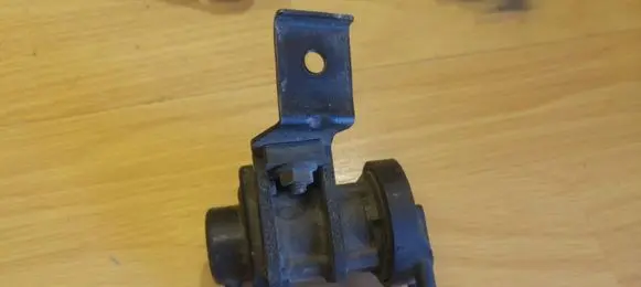 Mercedes-Benz E W210 Turbo solenoid valve 0005450327