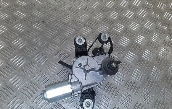 Volkswagen Golf Plus Rear window wiper motor 0390201809