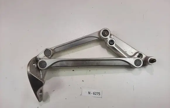 Volkswagen Phaeton Tailgate/trunk/boot hinge 3D5827301M